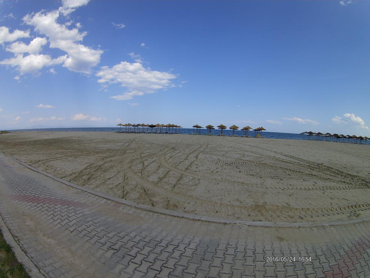 Hotel Akrogiali Korinós Buitenkant foto